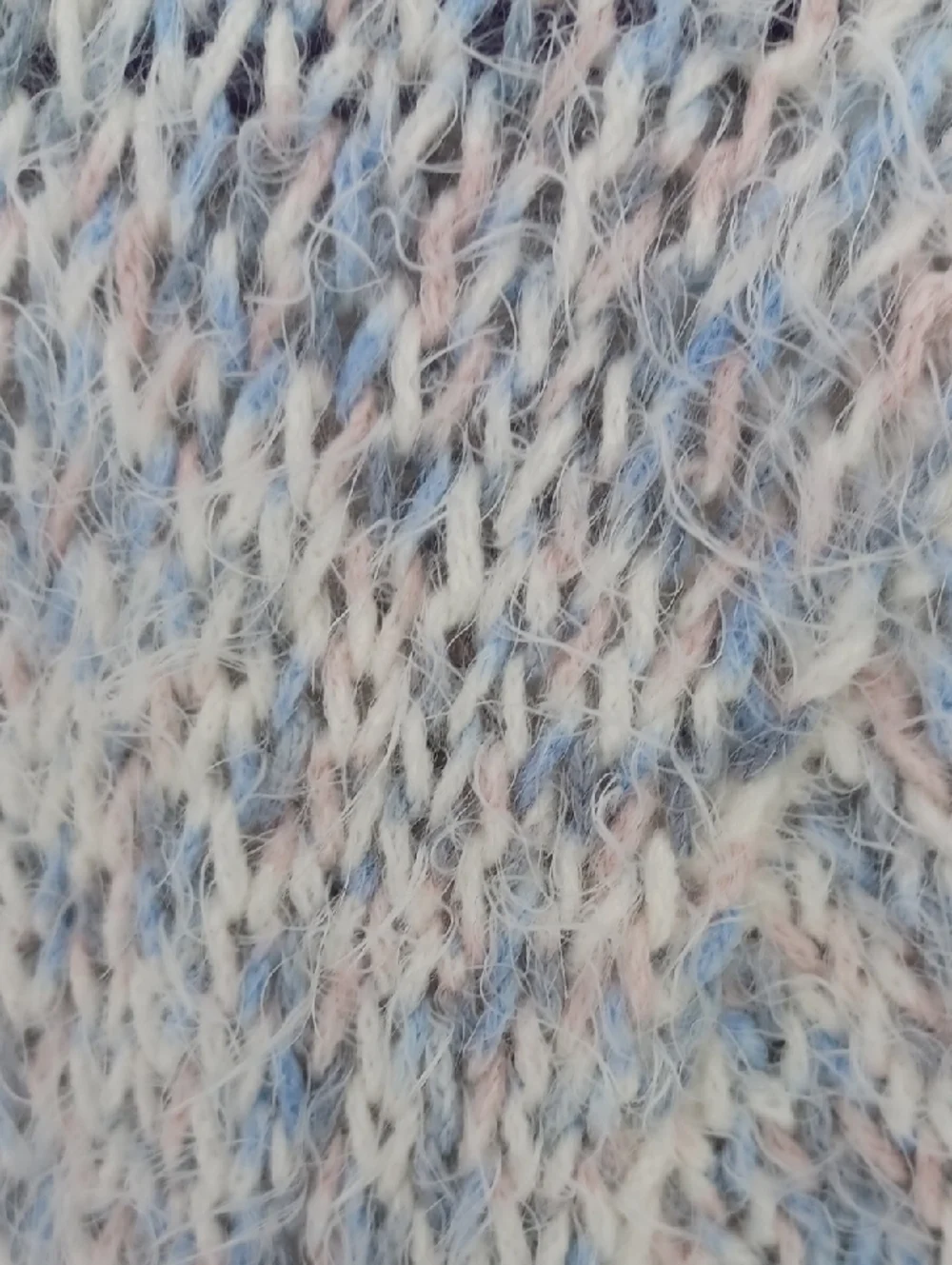 H&M DIVIDED Marled Scoop Neck Sweater in White, Pink and Light Blue Pastel Knit